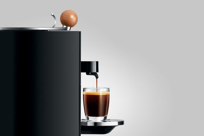 Jura ONO / Espressomaschine inkl. gratis Kaffee & Espressotassen